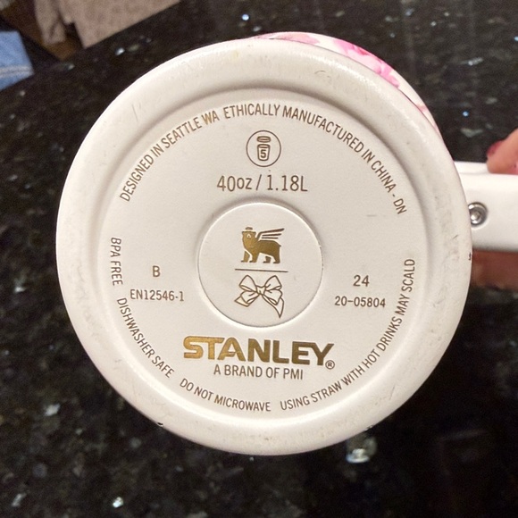 Stanley loveshackfancy 40oz tumbler - Picture 2 of 8